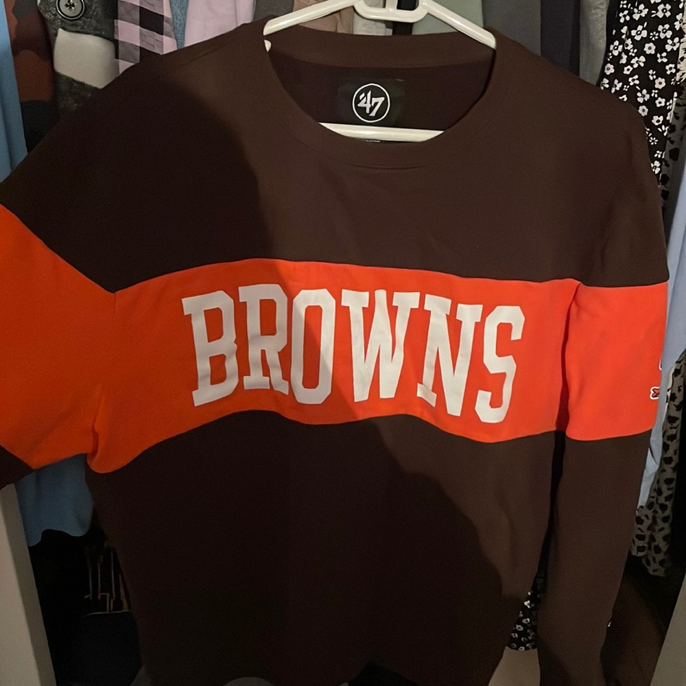 womens browns football crewneck